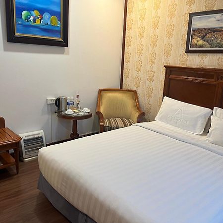 A25 Hotel - 19 Phan Dinh Phung Hanoi Eksteriør billede